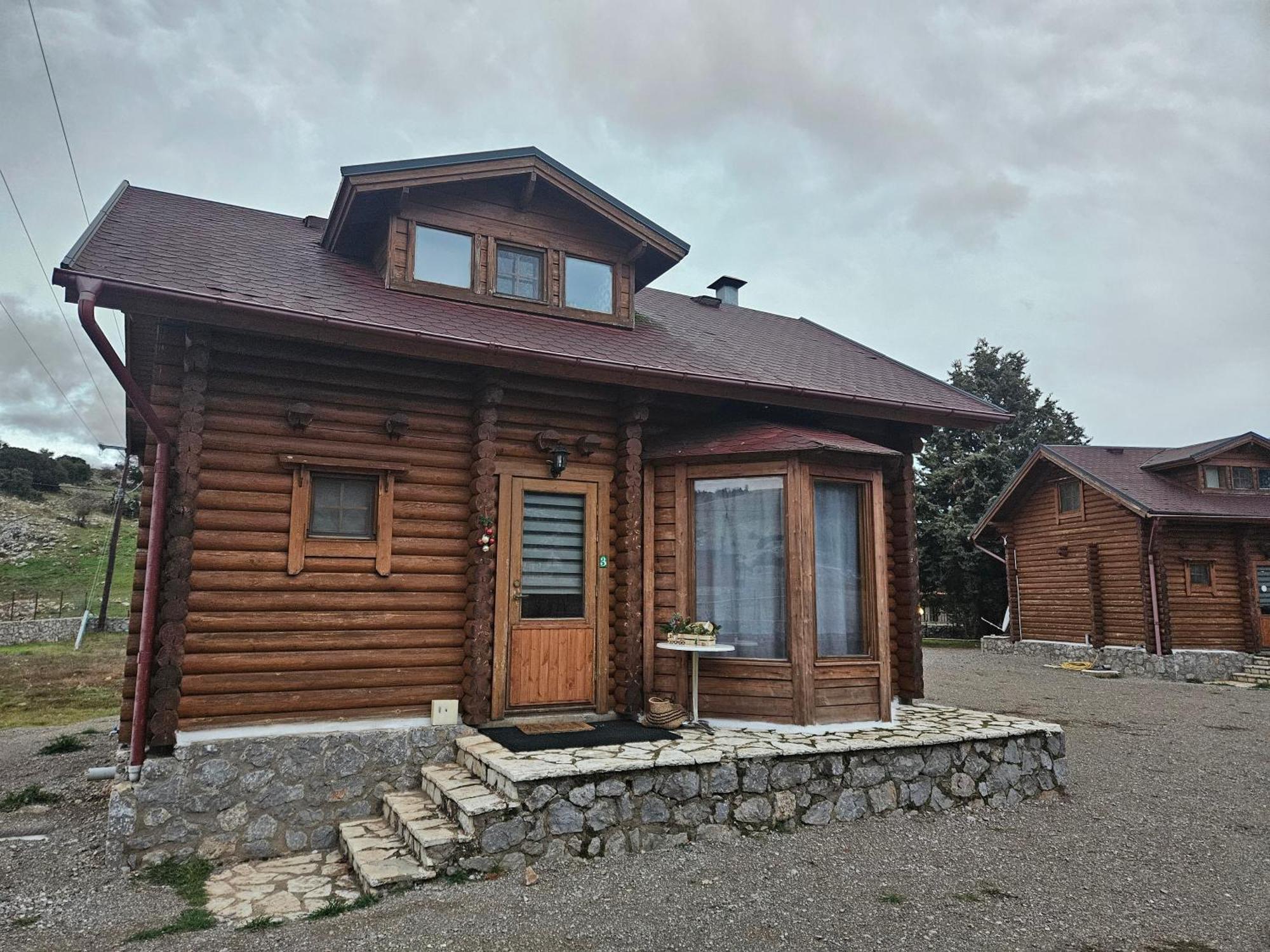 Orino Livadi Ii Arachova